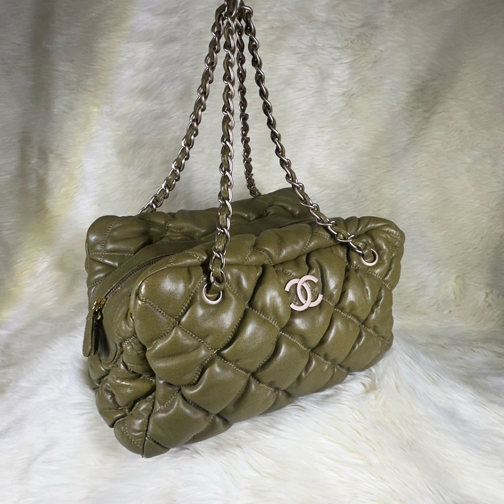 Chanel Green Quilted Lambskin Leather Xxl Cc Chain Tote (Authentic Pre-Owned)